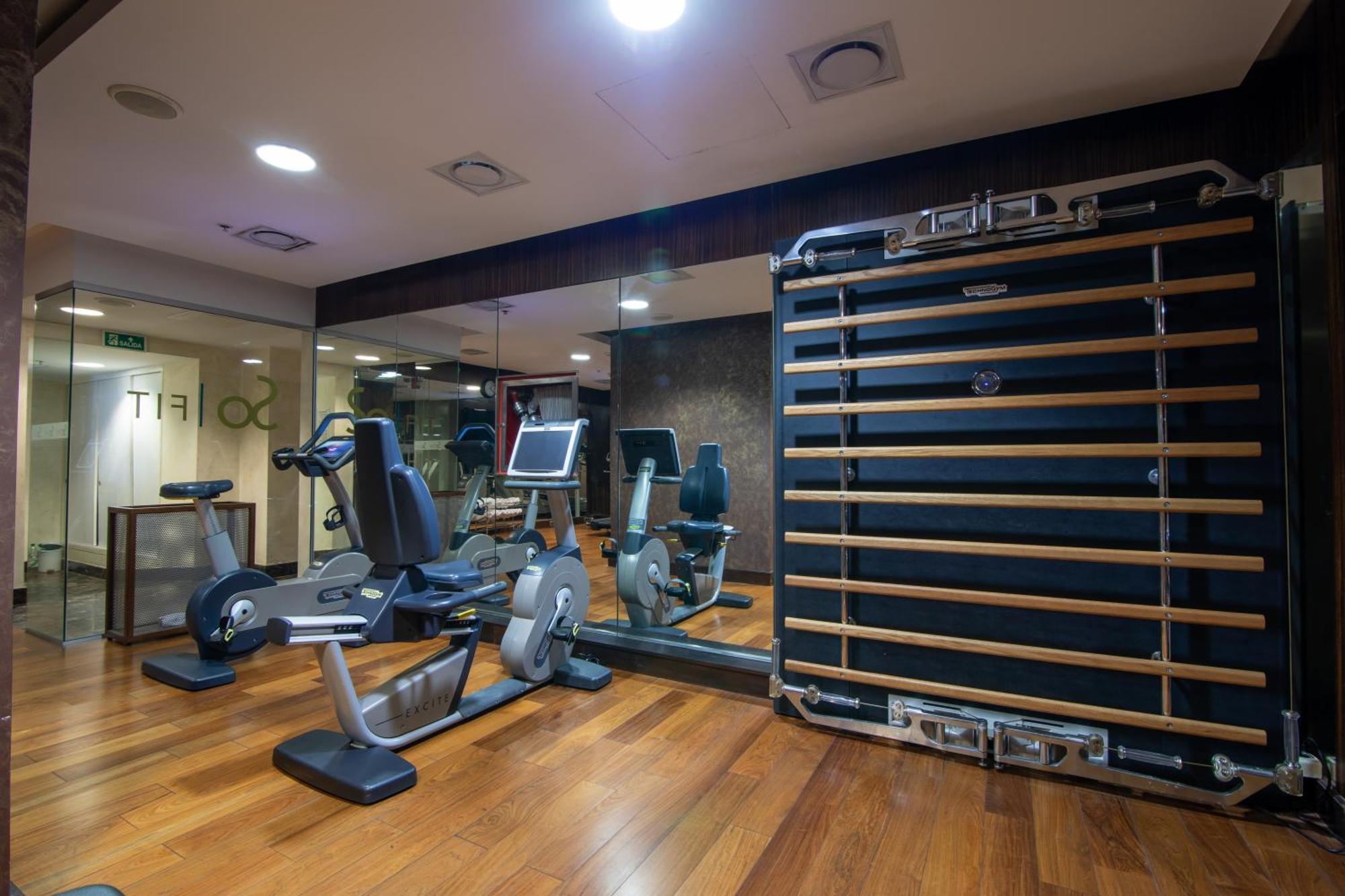 Sofitel Montevideo Casino Carrasco & Spa Eksteriør billede The gym at The Dorchester